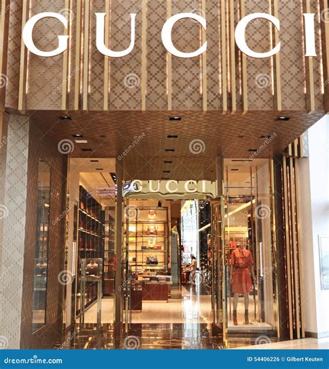 tiendas Gucci